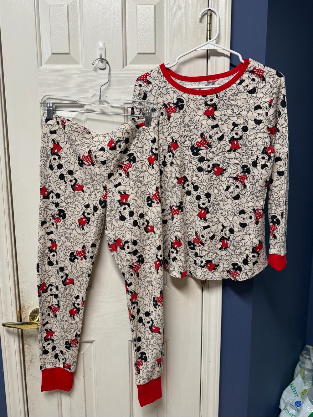 Disney Red, Black & Cream Minnie Mouse Pajama Set women size L